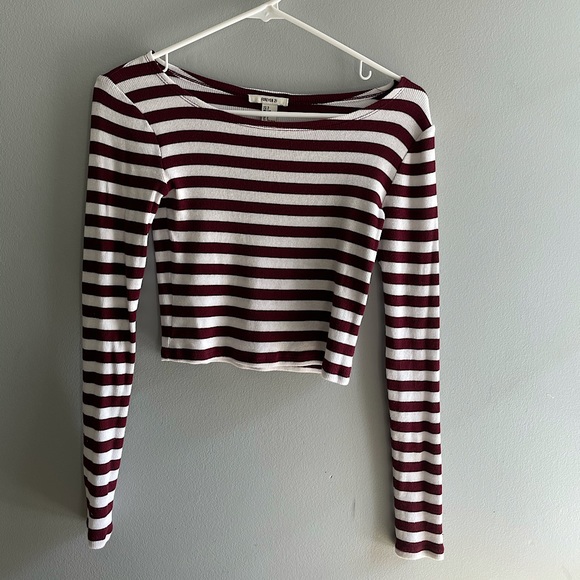 Forever 21 Tops - Forever 21 Cropped Long Sleeve